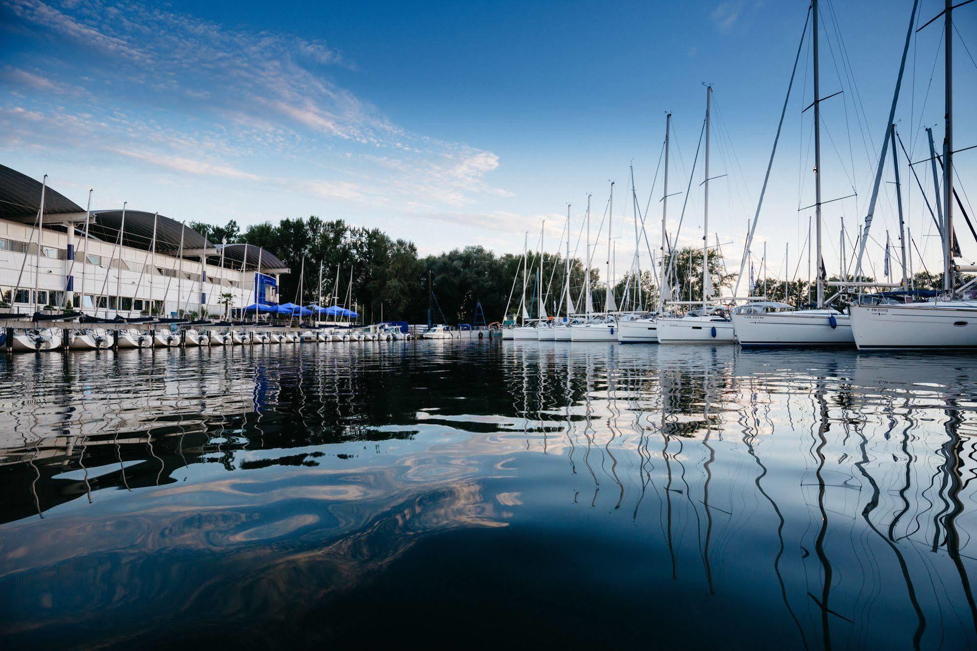 Bodensee Yachthotel Schattmaier Kressbronn am Bodensee Esterno foto